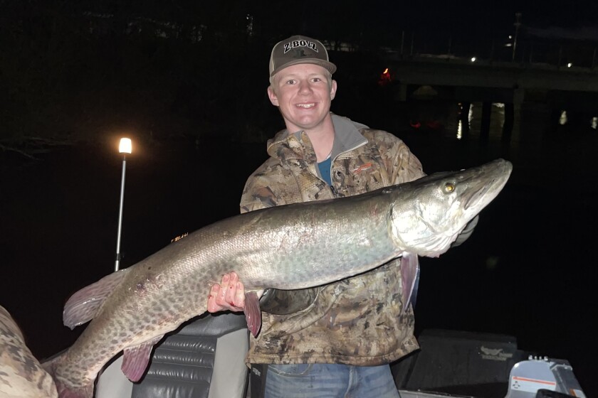 Winter Fishing HUGE BAITS For GIANT MUSKIE! My BIGGEST Yet?! (river  monster) 