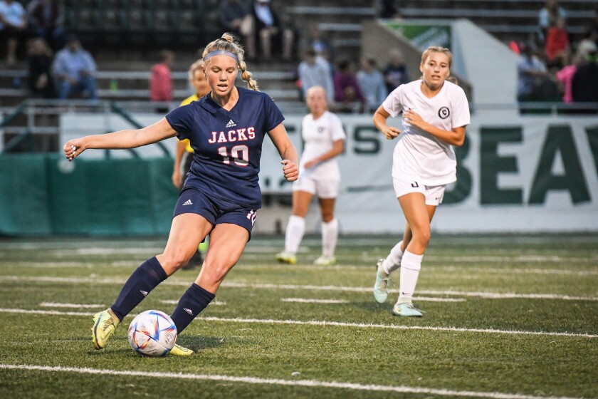 091022.S.BP.BHSGSOC Bella Webb.jpg