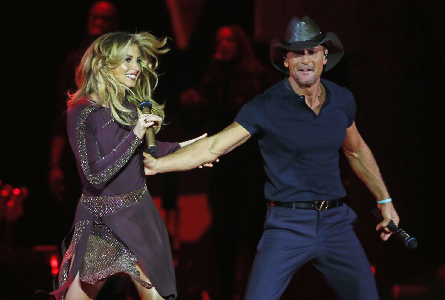 One of Those Nights' to remember: McGraw, Hill perform a real-life love story for F-M