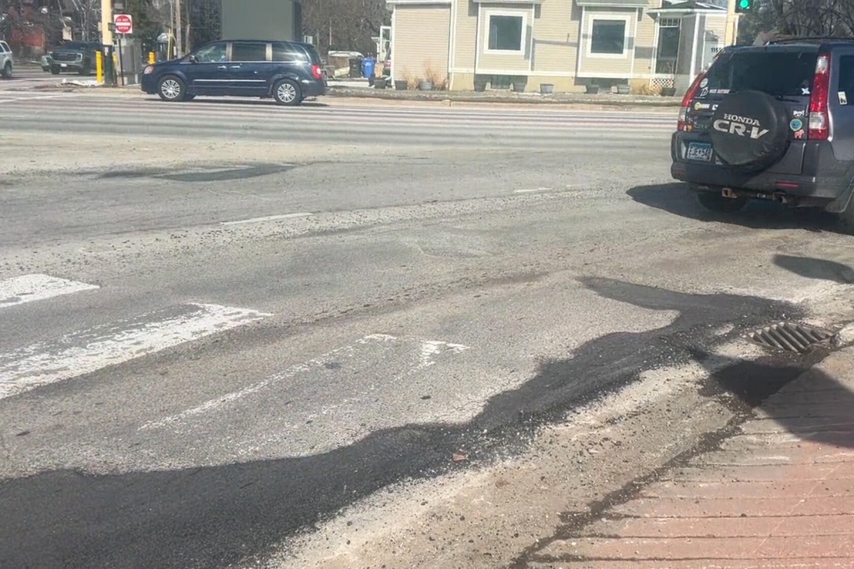 Fargo works to patch roads as spring temperatures rise - InForum ...