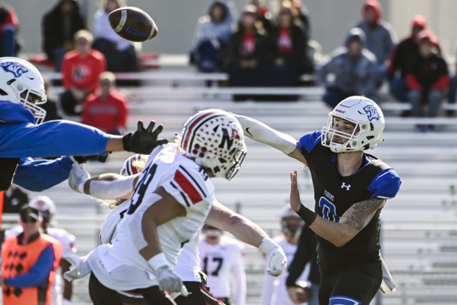 102321.DWUFootball9.jpg
