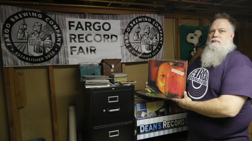 102221.F.FF.RECORDFAIR.01.jpg
