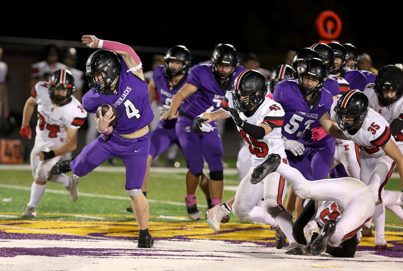 Cloquet Extends Winning Streak With 41-30 Victory Over Duluth East