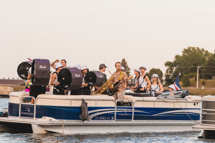 8-12-22MarchingBandBoatParade-22.jpg