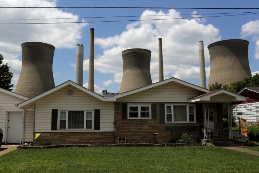 2016-09-18t122217z3lynxnpec8h075rtroptp3usa-climatechange-lawsuit.jpg