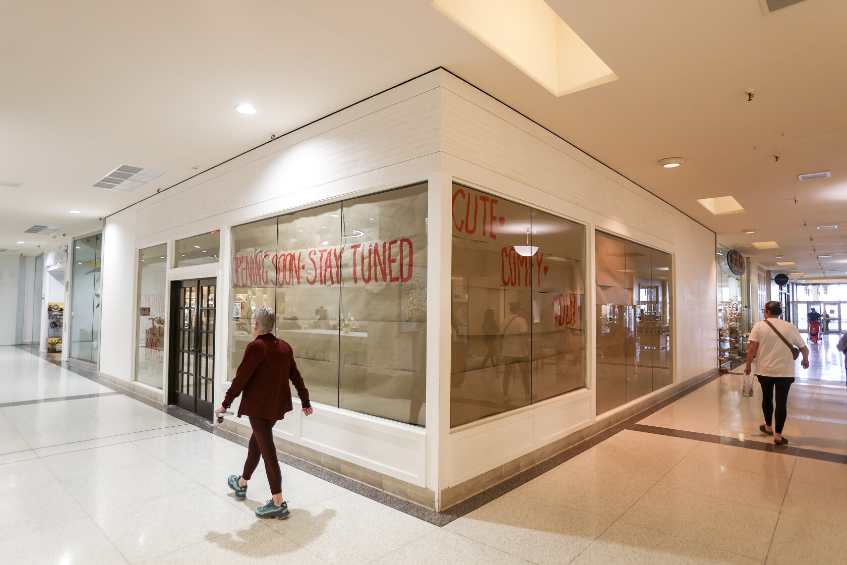Locally-owned women's clothing store to open at West Acres this summer ...