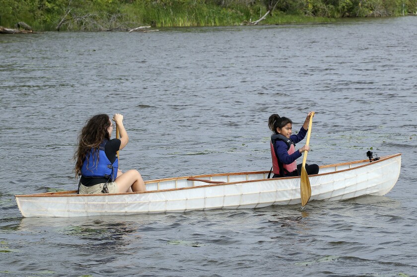 090421.O.DNT.CanoeBuildC5.jpg