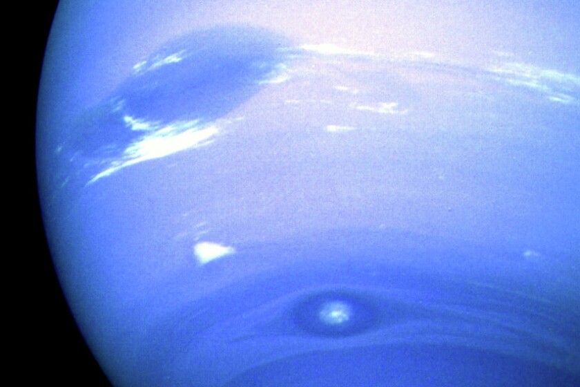 1992950+Neptune_storms.jpg