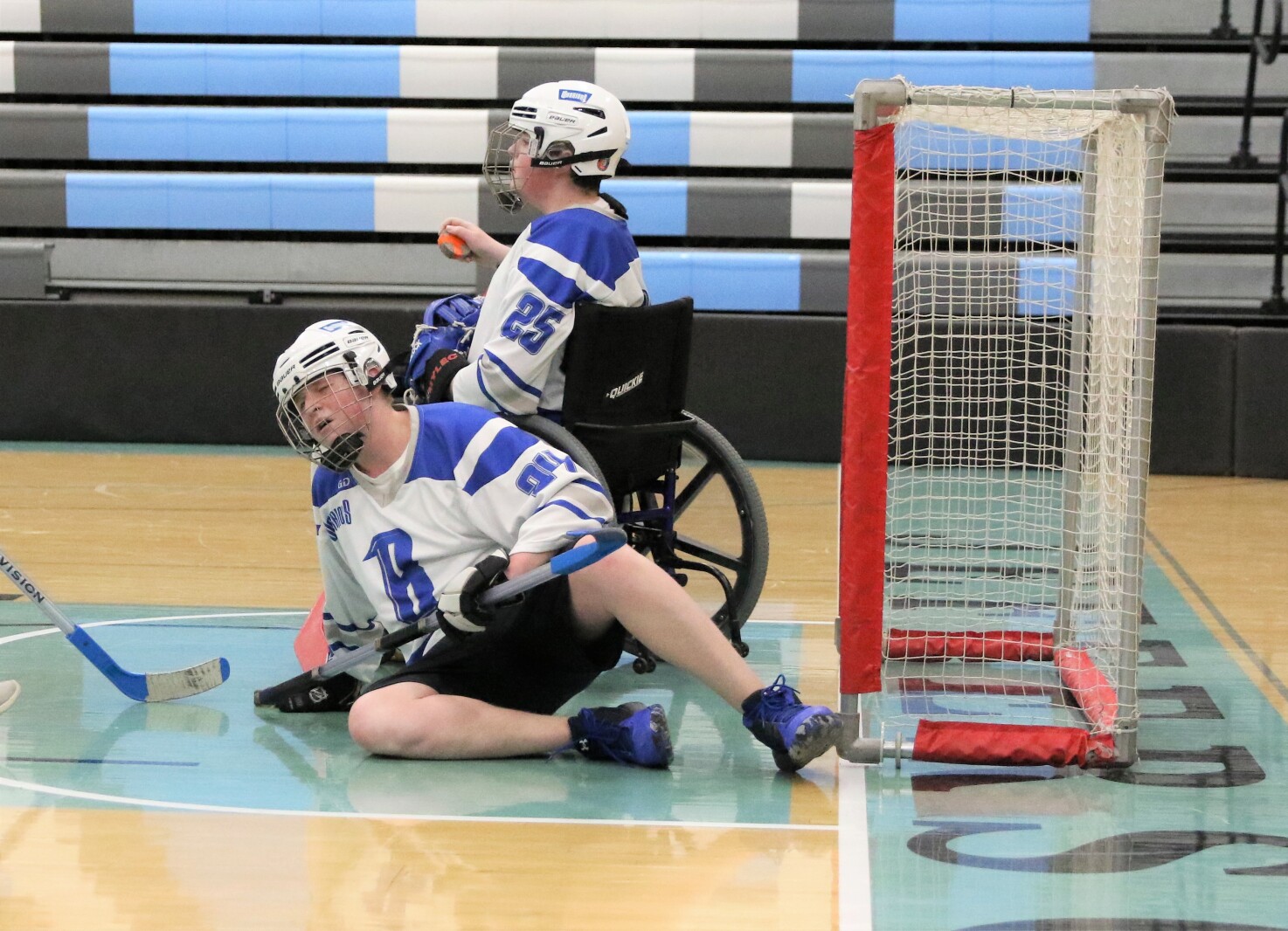 Brainerd vs Dakota United Saturday, March 19, 2022, during the adapted floor hockey state championship game at Bloomington Jefferson High School.