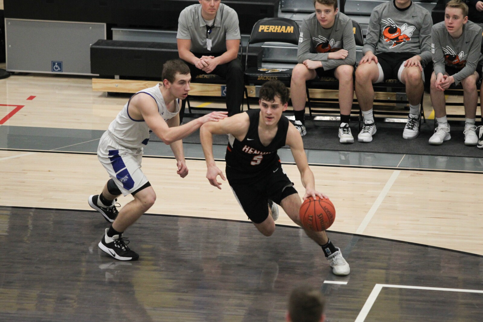 Henning, MahnomenWaubun advance to 6A semifinals Detroit Lakes