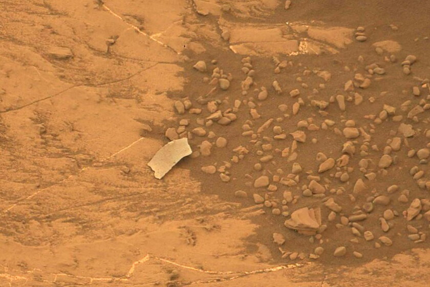 Curios Object Example Astro Bob blog: Curiosity Finds a Strange Object on Mars - Duluth News ...