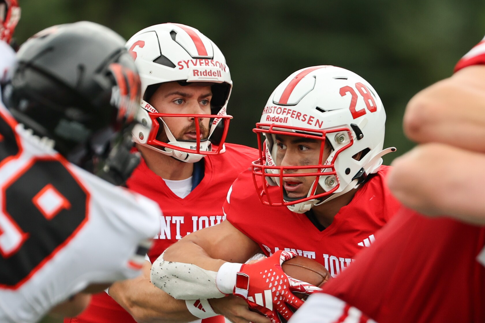 St. John's quarterback Aaron Syverson named 1 of 5 finalists for ...