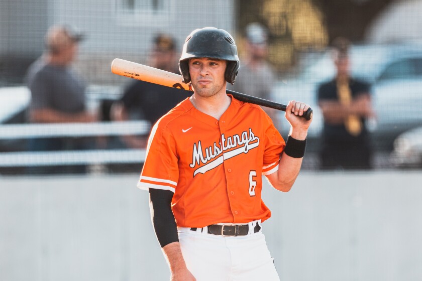 7-21-22AmateurBaseballMtVernon-DimockEmery-8.jpg