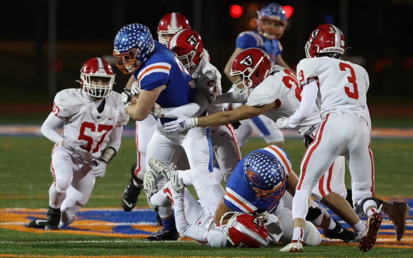 110621.s.ff.sheyennefootball.Henricks.jpg