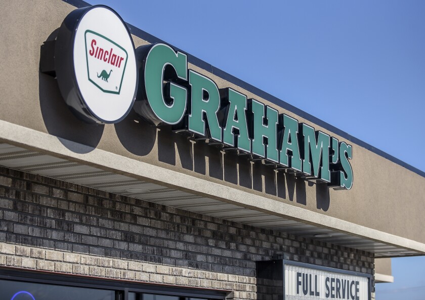 040920.N.DR.GRAHAMFULLSERVICE2.jpg
