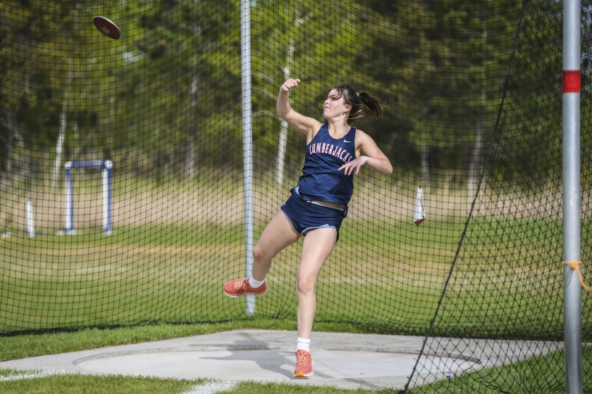 052425.s.bp.bhstrack - Ava Swanberg Discus.jpg