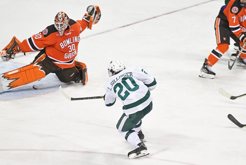 030922.S.BP.BSUMHKY Lukas Sillinger goal.jpg