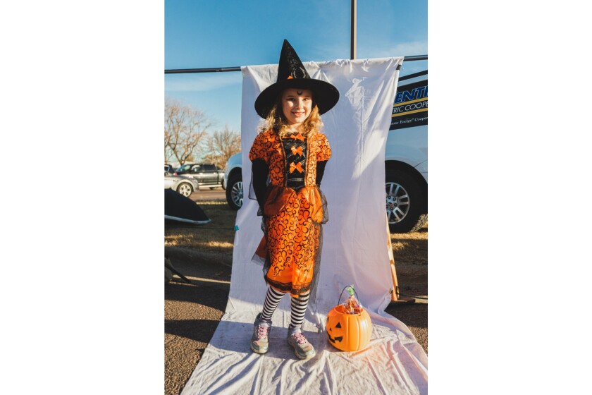 trunk-or-treat-104.jpg