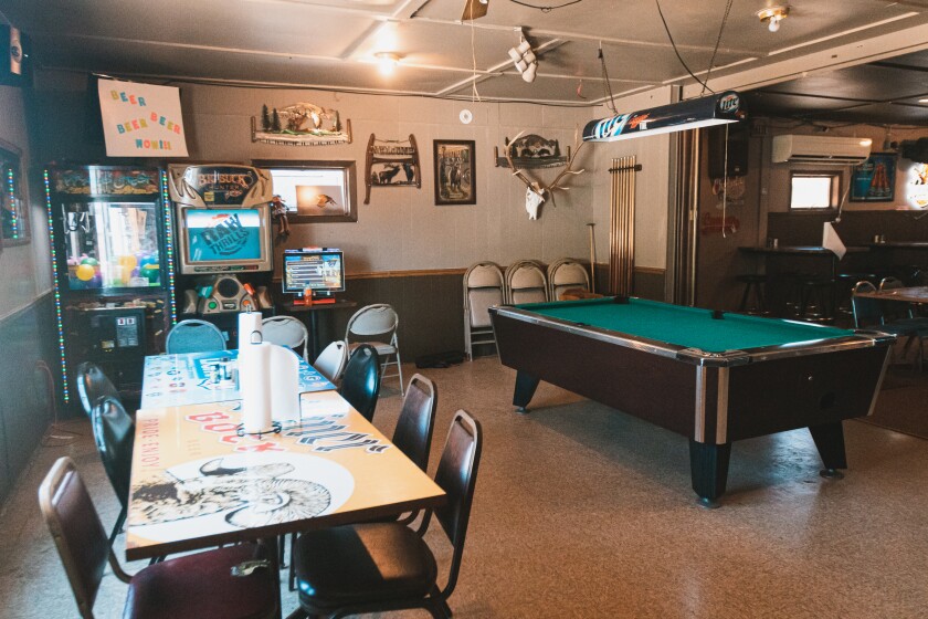 8-9-22BotEAnimalsBar&Grill-4.jpg