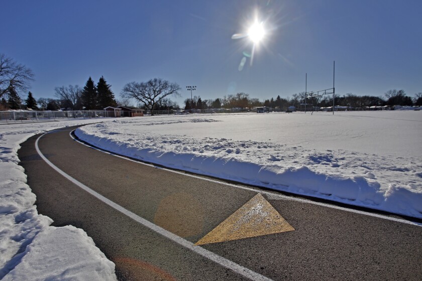 010421.N.FF.SNOWANGELS