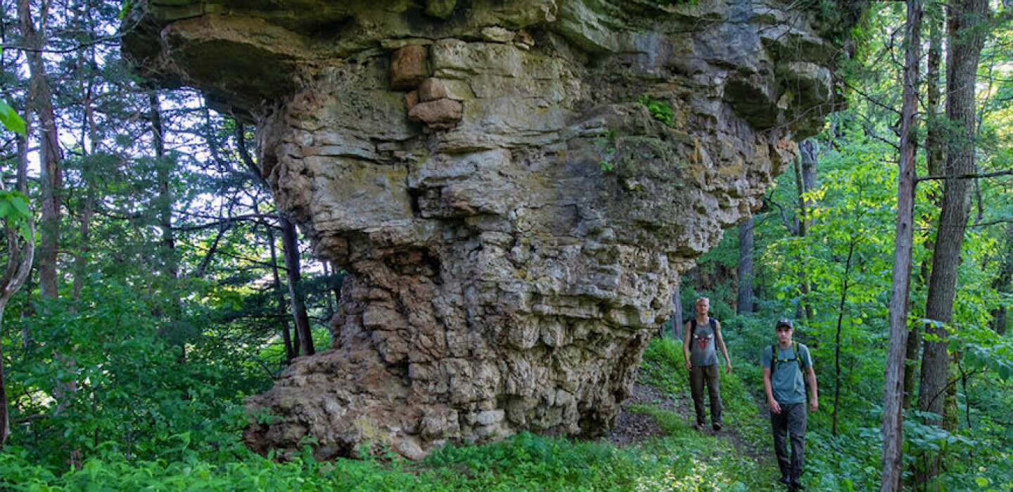 Hunting for 'cabbage rocks' in the Driftless region - Post Bulletin ...