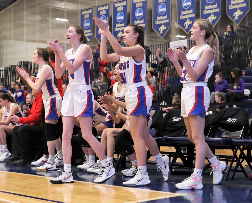 Pequot Lakes bench cheers
