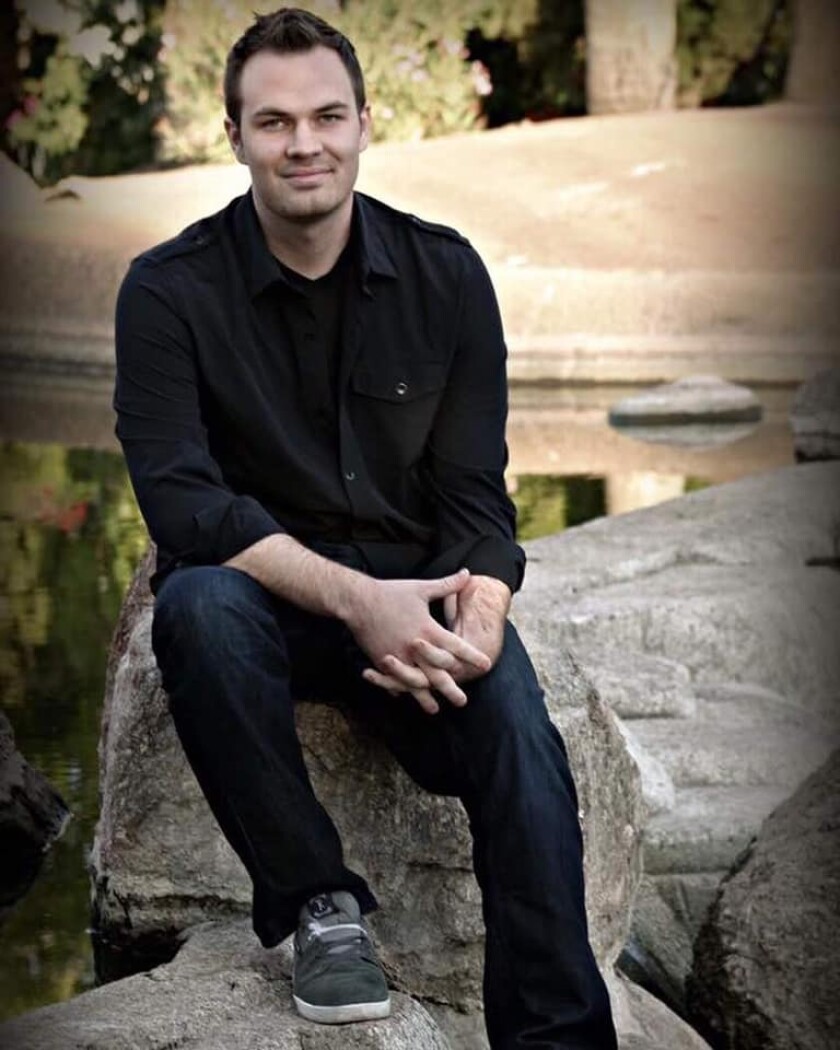 Adam Melle.jpg