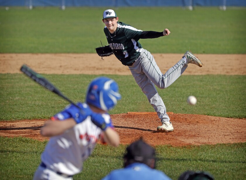051122.S.FF.baseball