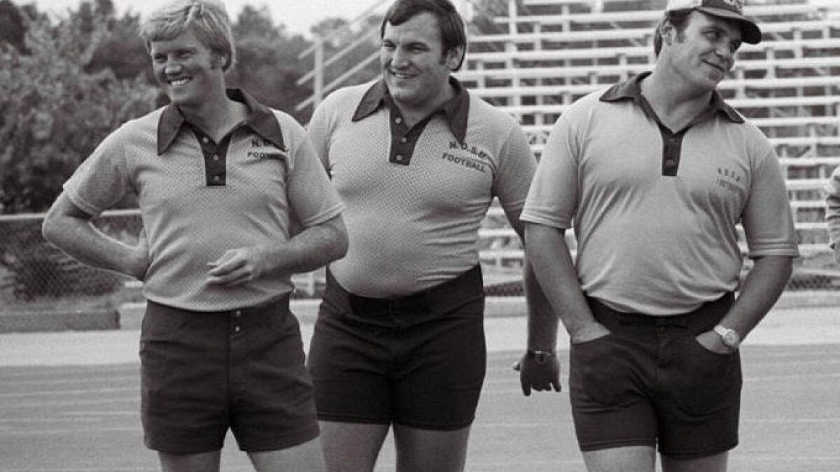 Vintage coaching shorts Outlet
