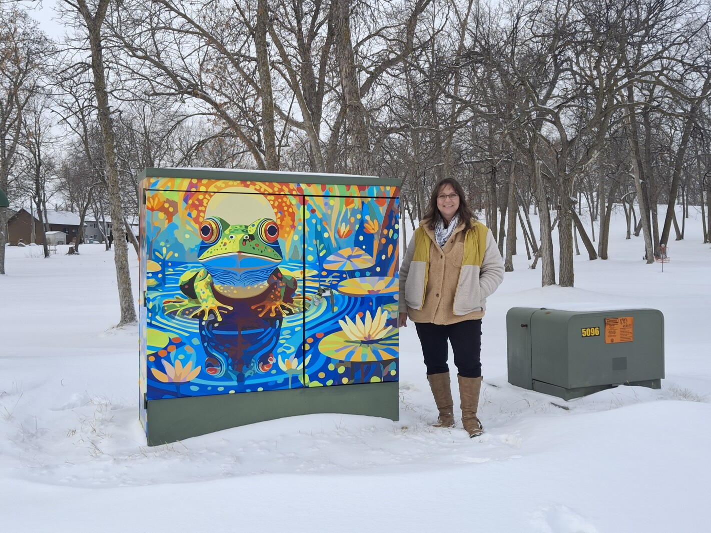 Utility box artist enjoys ‘friendly competition’ with her sister – Detroit Lakes Tribune Utility box artist enjoys ‘friendly competition’ with her sister – Detroit Lakes Tribune