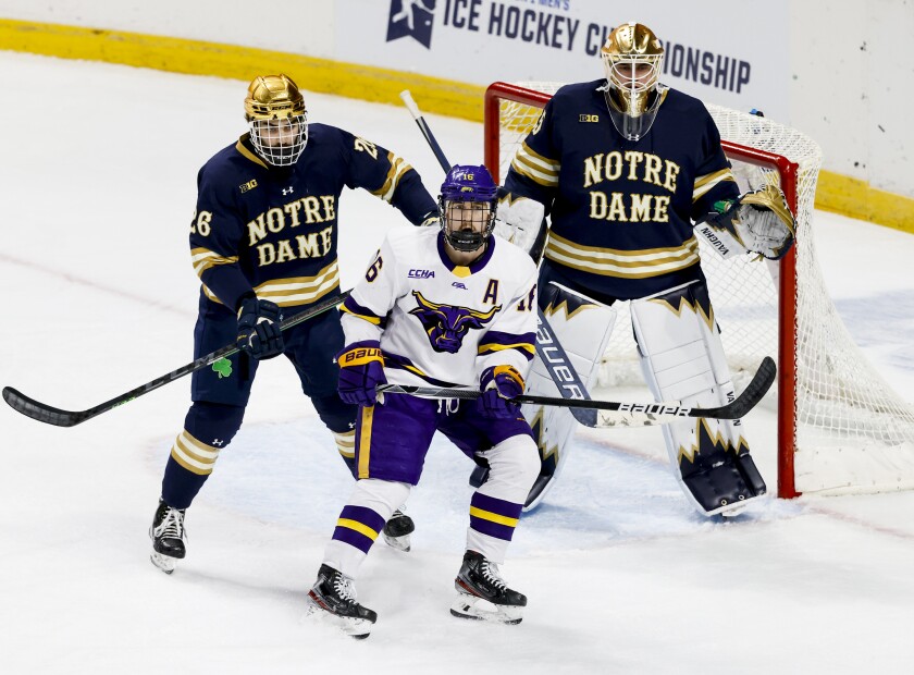 MinnesotaState_NotreDame_Dewkett10.jpg