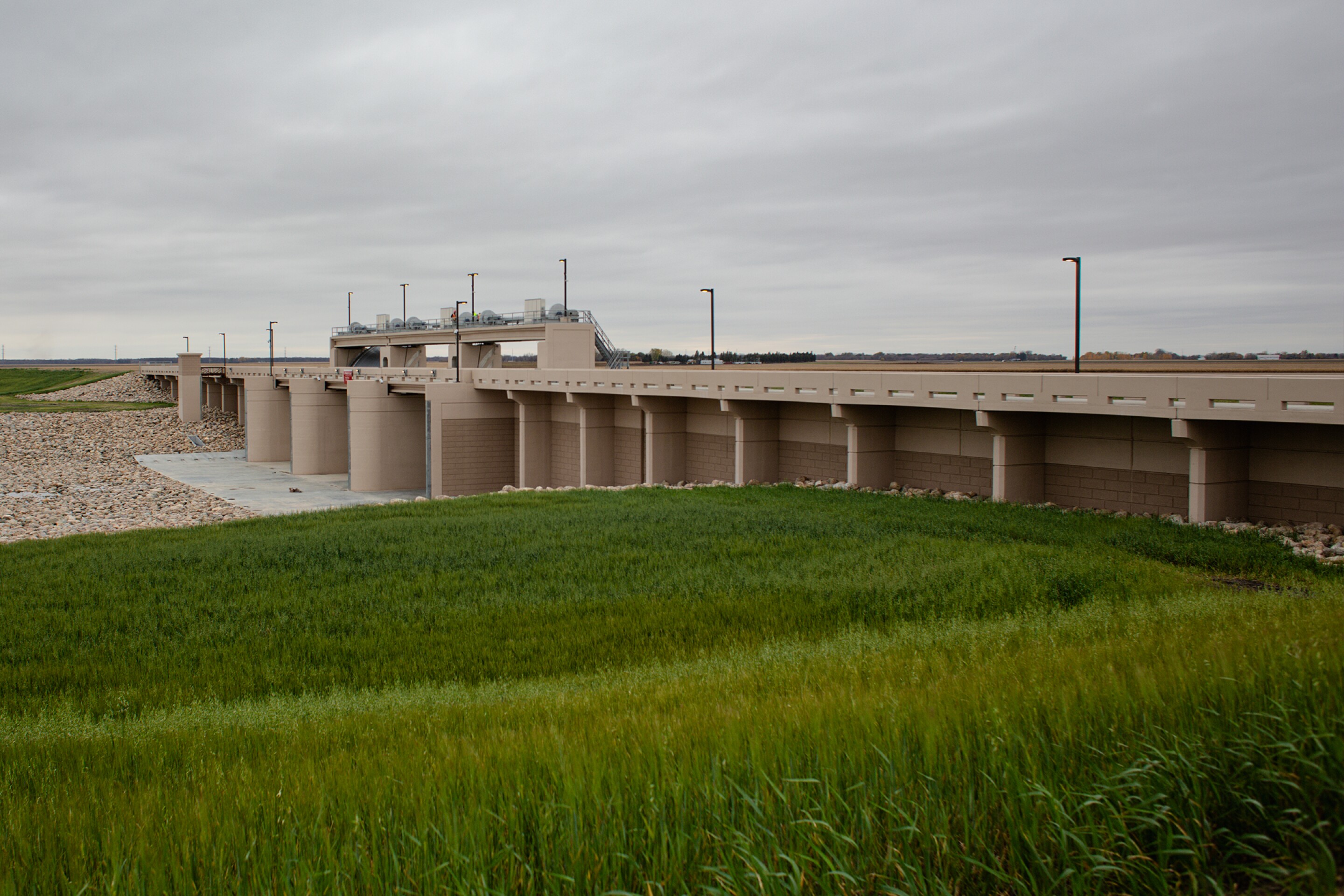 Fargo flood diversion project marks completion of inlet structure ...