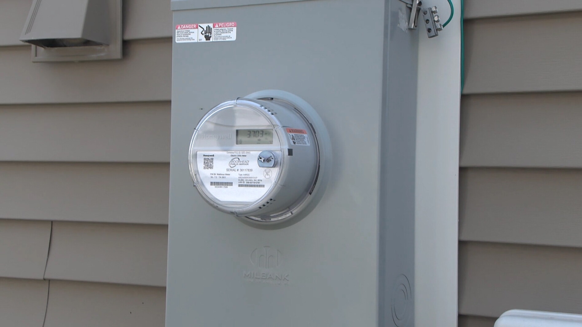 New meters, rate changes impact some Moorhead utility bills