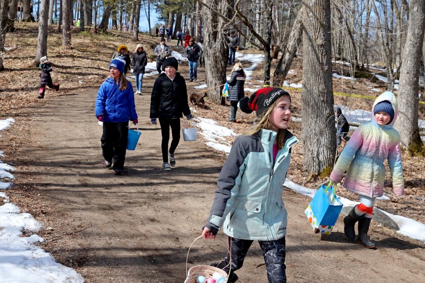 Families enjoy the Annual Lake Shore Easter Egg Hunt Saturday, April 17, 2022, at Fritz Loven Park.