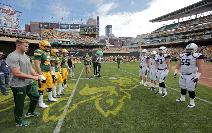 090119.S.FF.NDSUfootballButlerPregame.04.jpg