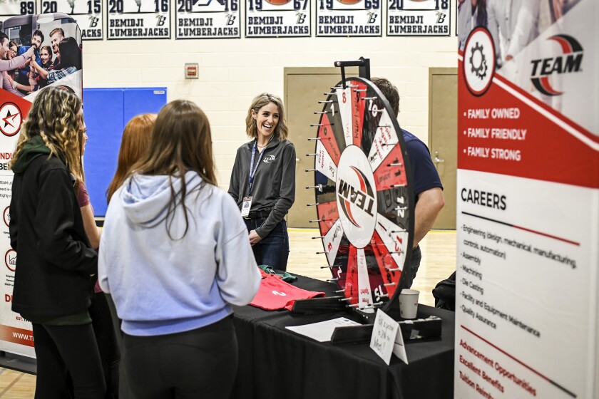 041322.N.BP.CAREERFAIR - 9.jpg