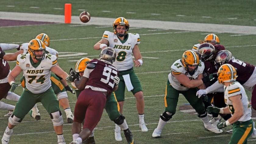 030721.S.FF.NDSUfootball.14.jpg