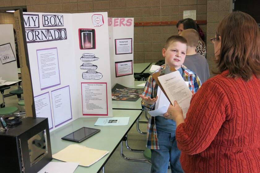 Roosevelt Elementary holds its first science fair - West ...