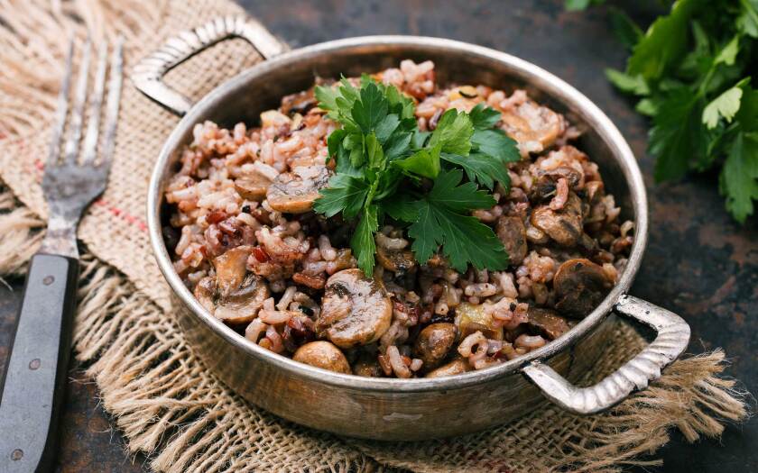 100521-grims-grub-casserole-shutterstock.jpg