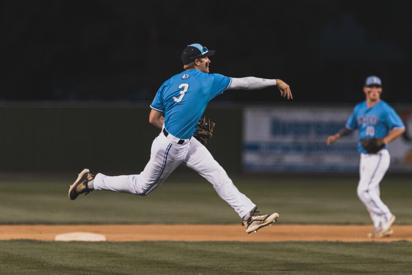 8-5-22StateAmateurBaseballDimock-EmeryvHartford-Humboldt-13.jpg