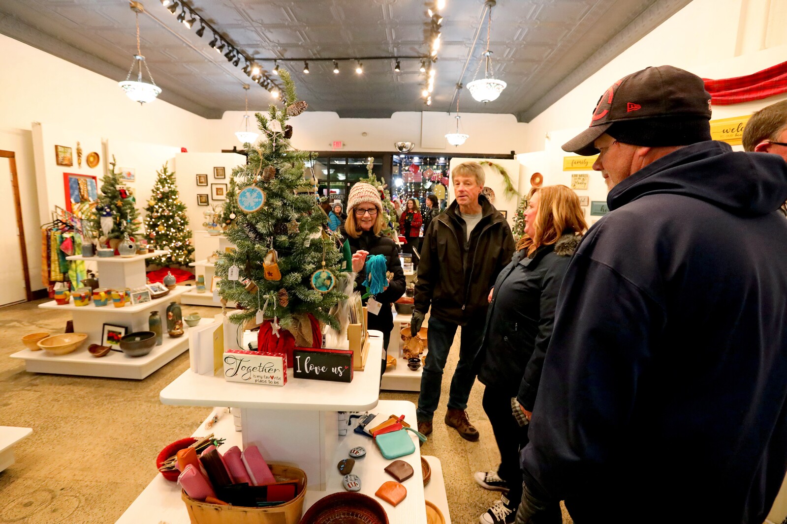 Hometown Holidays Window Walk and Tree Lighting Gallery (39).jpg