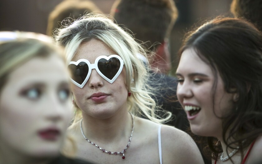 051121.N.DNT.CLOQUETPROM.C04.jpg