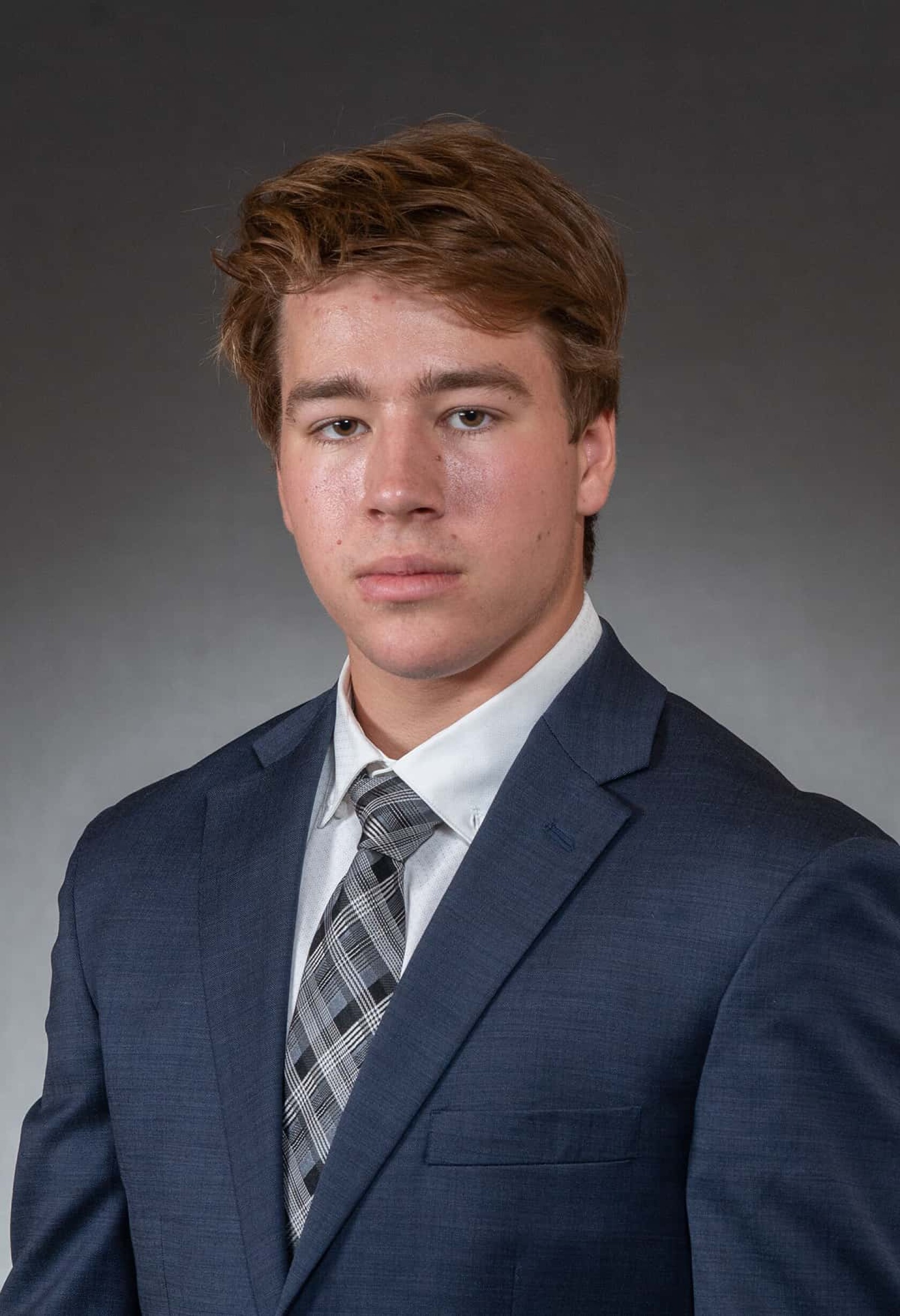 Showing practice habits like former UND stars, Shane Pinto is set to ...