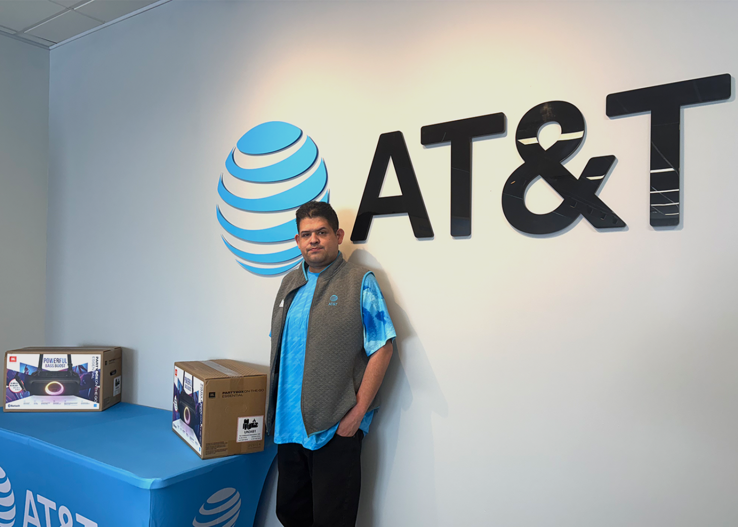 AT&T returns to Worthington - The Globe | News, weather, sports from ...