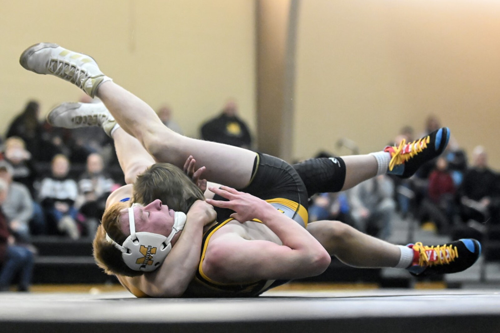 010122.KernelWrestling42.jpg