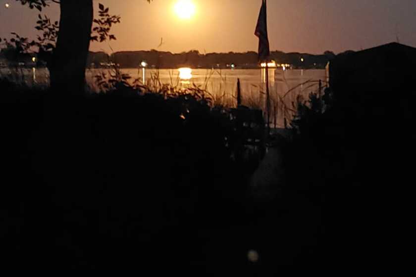 harvest moon wall lake fergus falls from roxanne wachlarowicz.jpg
