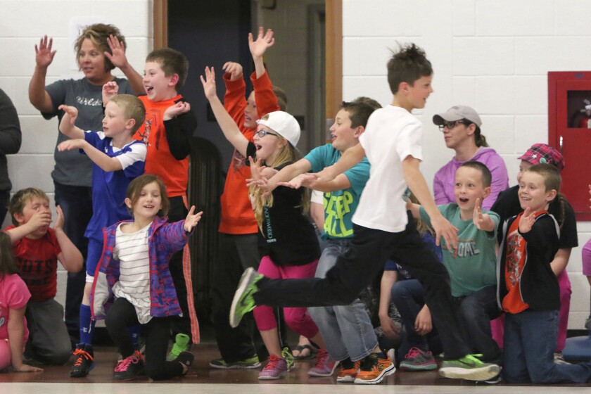 3319446+042917.N.JS_.GussnerHoopsParty.jpg