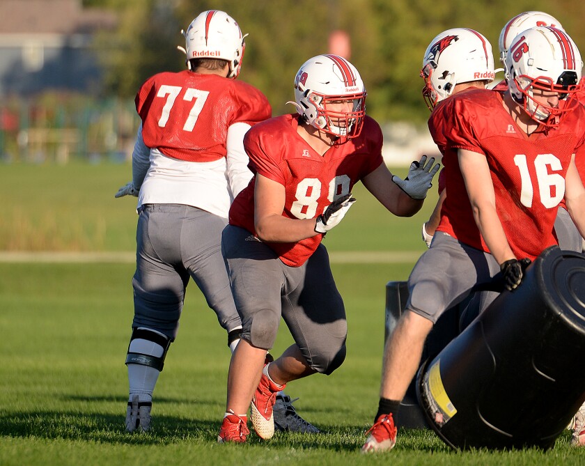 101321.S.WCT.Willmar OLine Goblirsch.jpg
