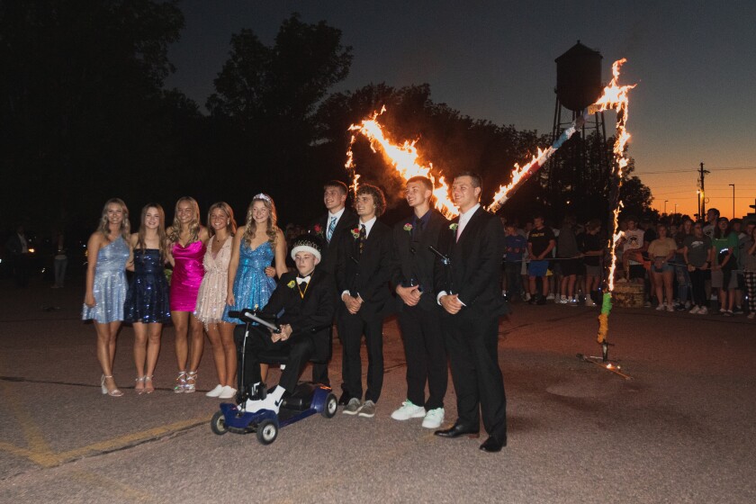 9-19-22HomecomingCoronation-34.jpg