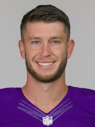 vikings-mugs-greg-joseph.jpeg